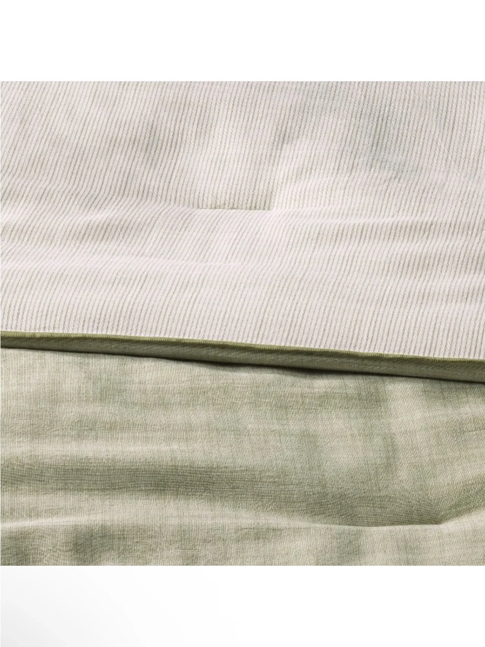 NWT 3pc King Reversible Duvet Cover Set Green - Hearth & Hand with Magnolia